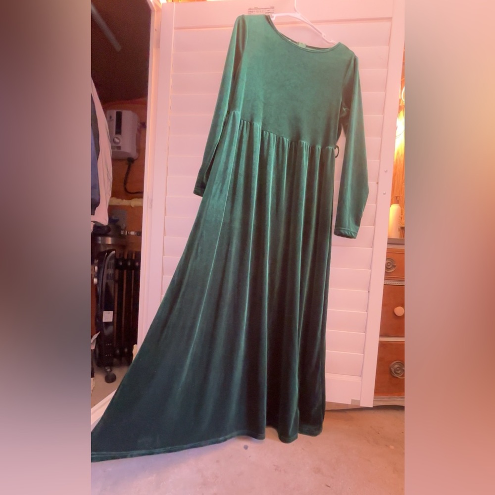 Long flowy green velvet dress
